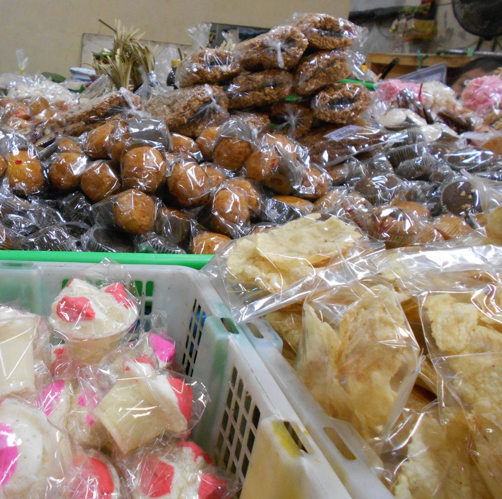 Theme---Traditional-Food---Denpasar-Traditional-Market-(1)