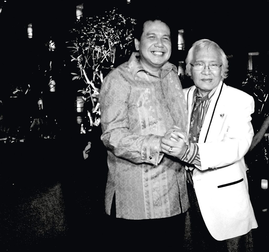 Obituary - I Nyoman Gunarsa (right) during the soft opening of The Trans Resort Bali in 2014