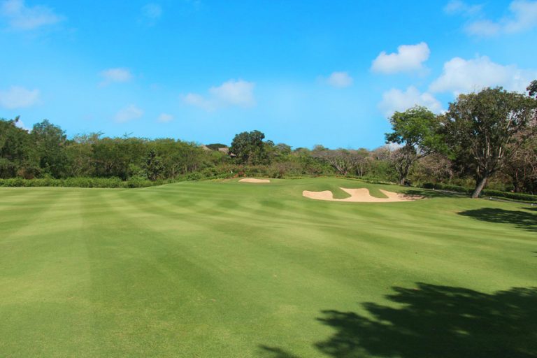 5 Best Golf Courses in Bali: Where to Play Golf in Bali : Where to Play ...