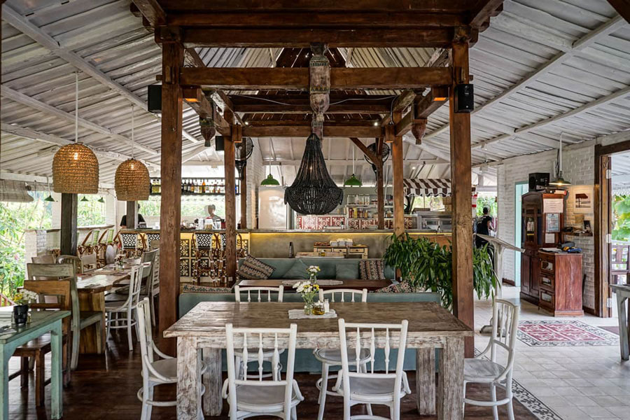 Restaurants in Uluwatu - ROLLING FORK