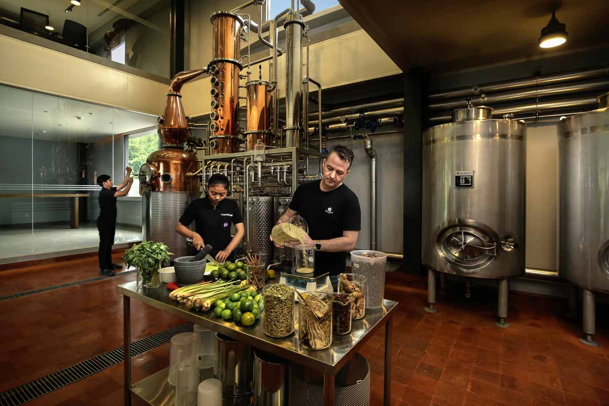 Rekomendasi Distillery Terbaik di Indonesia untuk Penggemar Whiskey