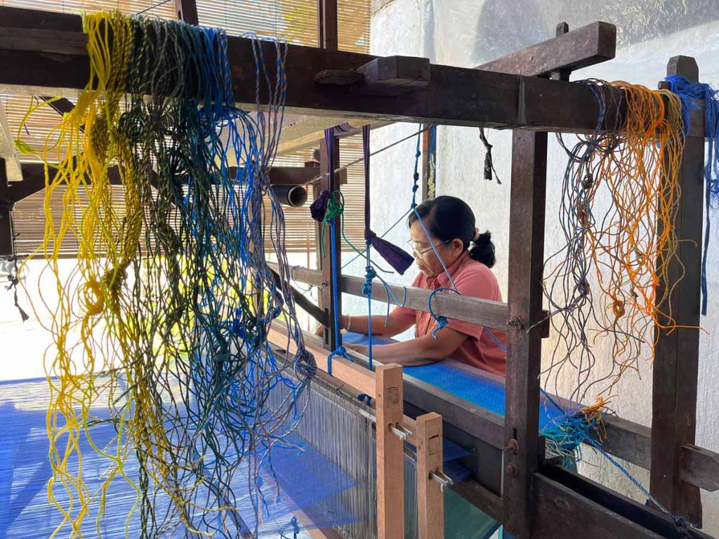 Ari-Bayuaji-Weaving-the-Ocean-7