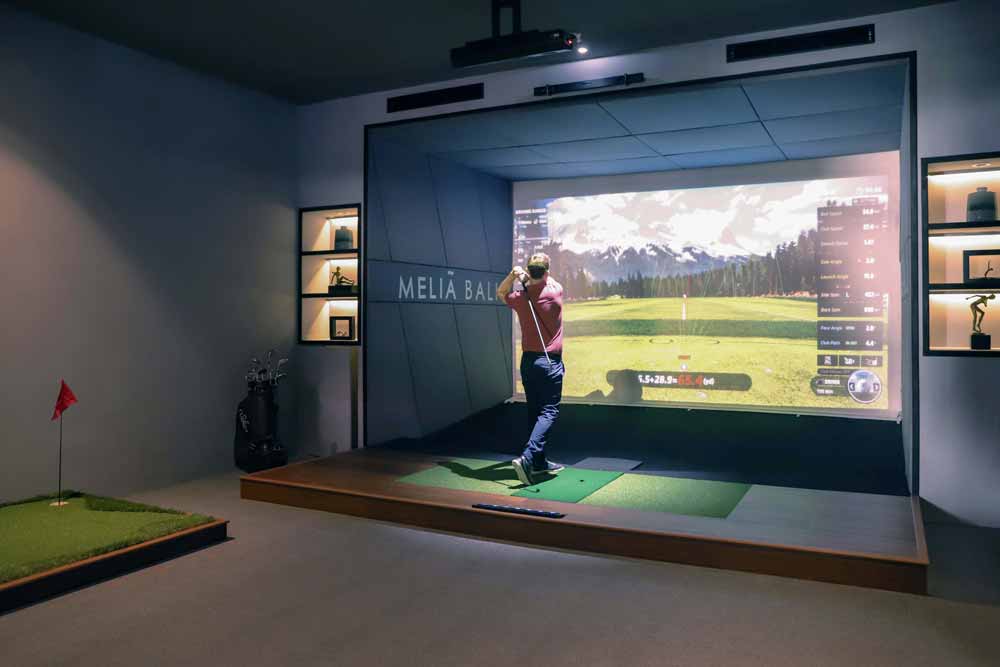 Golf-Indoor-Activities-in-Bali-for-Rainy-Days-in-Bali