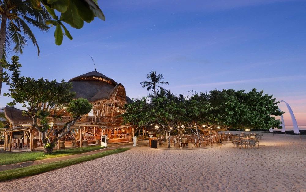 Beachfront restaurants in Bali Nusa Dua