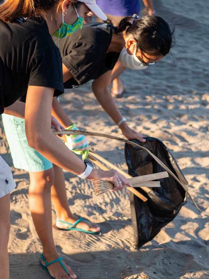 Seriously Seven - Beach Cleanup
