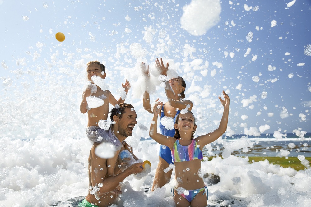 FOAM PARTY AT ROOSTERFISH BEACH CLUB