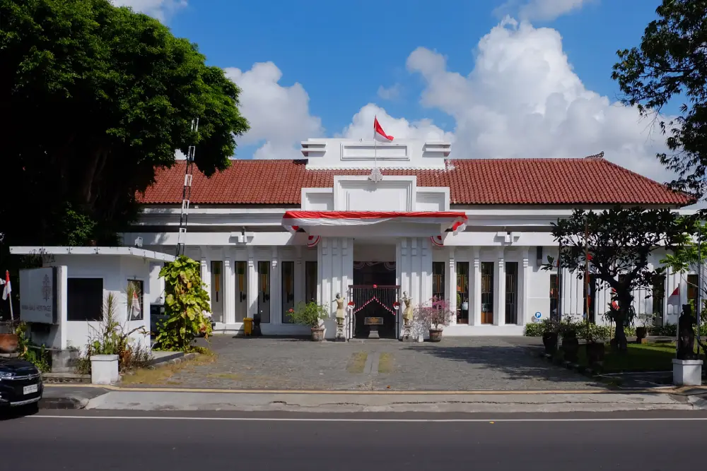 The Bali Hotel - Denpasar History