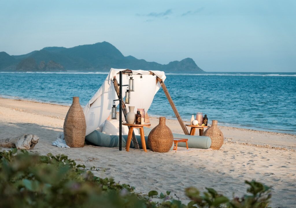 Amber Lombok Beach Resort on Torok Beach, Montong Ajan, is an idyllic beach hideaway just 40 minutes away from Lombok Airport where guests can relax and unwind. Offering serene vibes and scenic views of the ocean, pool or garden - this beachfront resort with 65 spacious accommodations in one of the Indonesian archipelago's jewels, is all about laid-back secluded bliss. 