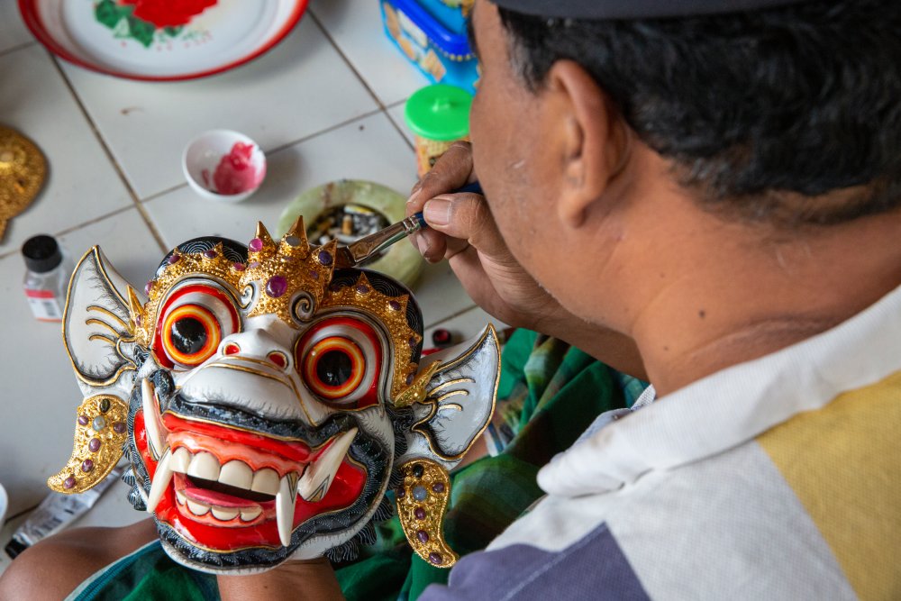 Undagi Tapel: The Mask Carvers