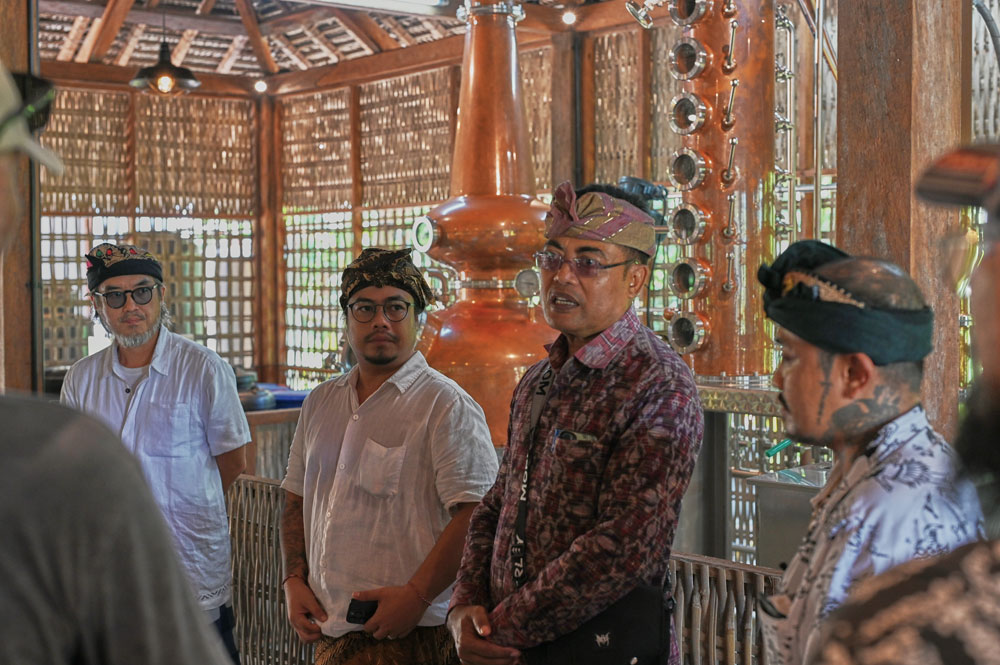 Indoestri Teluk Saba - Suksma Bumi Pertiwi Sidemen 1