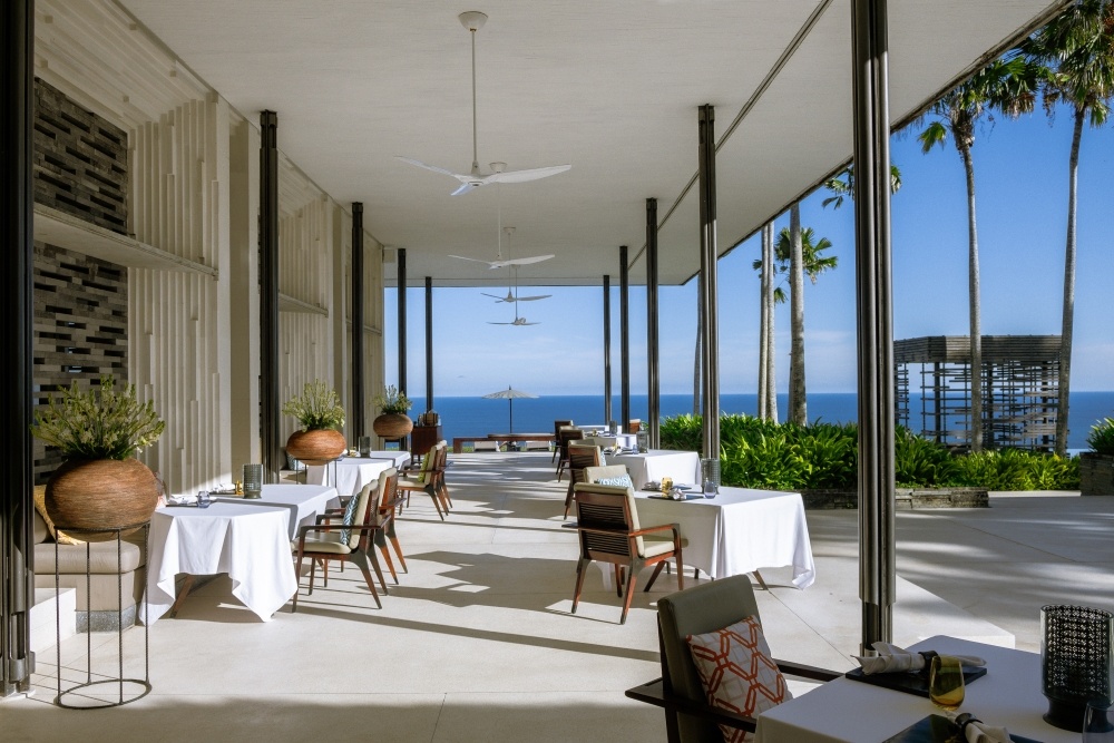 Alila-Villas-Uluwatu-CIRE-restaurant1